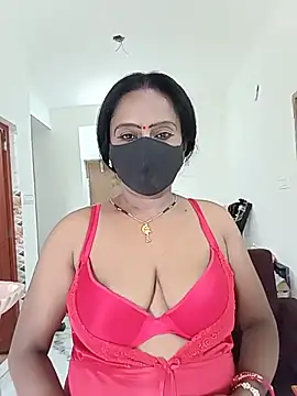 misti-boudii online show from 14, 7, 2026