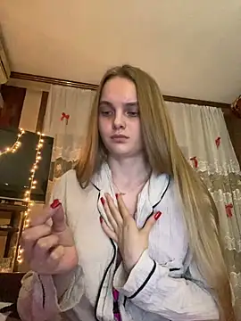 LunaVey online show from 5, 6, 2026