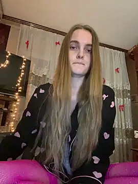 LunaVey online show from 8, 6, 2026
