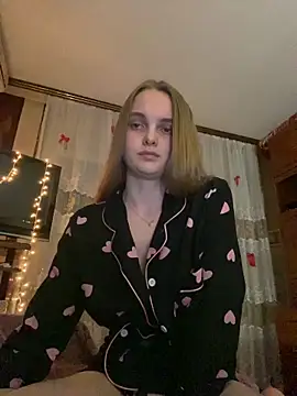 LunaVey online show from 18, 6, 2026