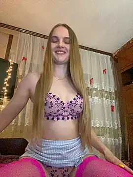 LunaVey online show from 24, 7, 2026