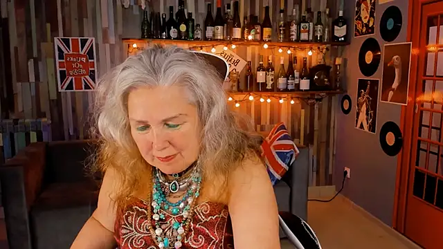Snapshot of LilaMaharani chatting on 18, 7, 2026 LilaMaharani online show from 18, 7, 2026
