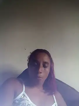 laryy4 online show from 28, 4, 2026