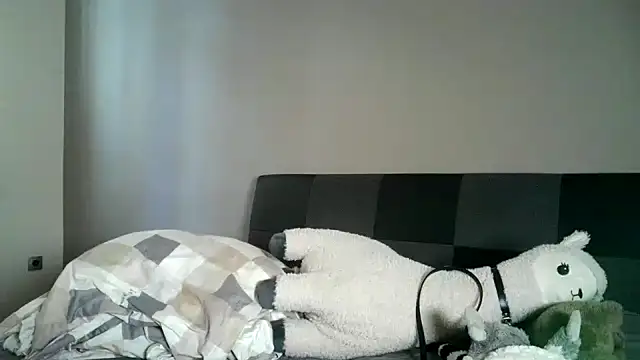 itsmemayarose online show from 25, 4, 2026