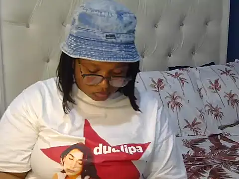 Cuddle Zee online show from 5, 5, 2026