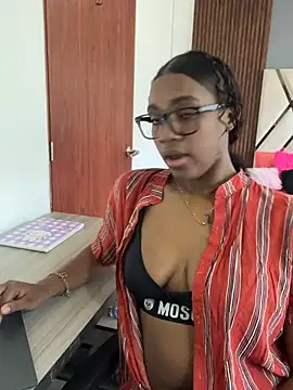 Emi rousse online show from 9, 3, 2026