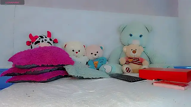 Snapshot of catriona_queen16 chatting on 7, 6, 2026 catriona queen16 online show from 7, 6, 2026