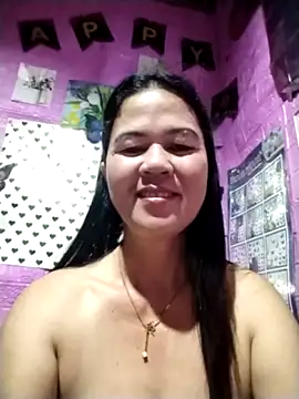 Snapshot of sweet_lyn2025 chatting on 20, 4, 2026 sweet lyn2025 online show from 20, 4, 2026