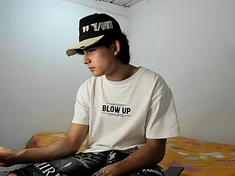 monky 0002 online show from 8, 5, 2026