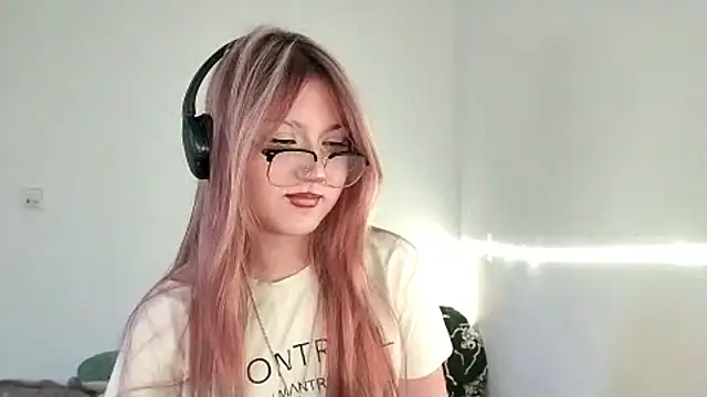 CucKuhta online show from 5, 3, 2026