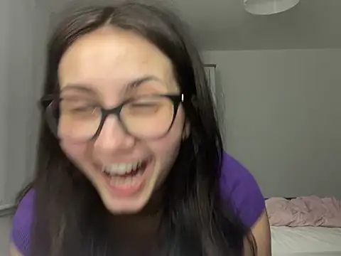 Ellamay06 online show from 15, 4, 2026