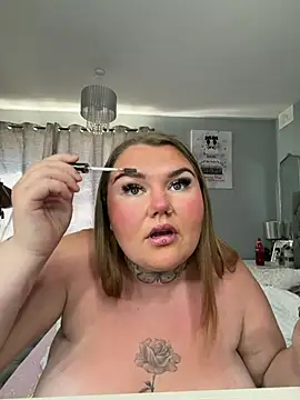 Snapshot of BeeMay22 chatting on 25, 6, 2026 BeeMay22 online show from 25, 6, 2026