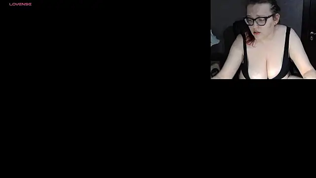 Snapshot of linafolie chatting on 10, 5, 2026 linafolie online show from 10, 5, 2026