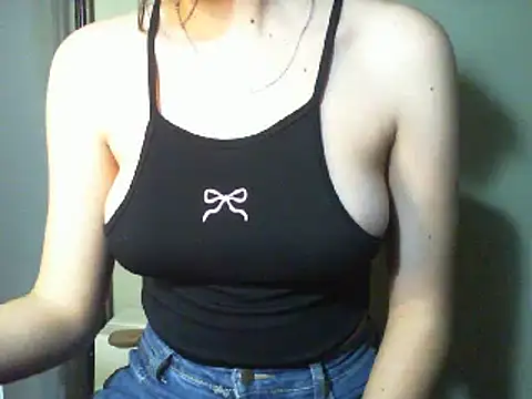 lolit cat online show from 3, 4, 2026