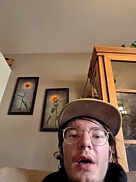 KinkyKittyBoy online show from 18, 4, 2026