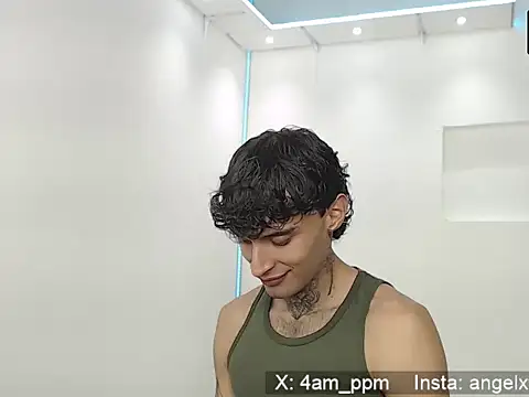 yourxcyberxangel online show from 2, 4, 2026