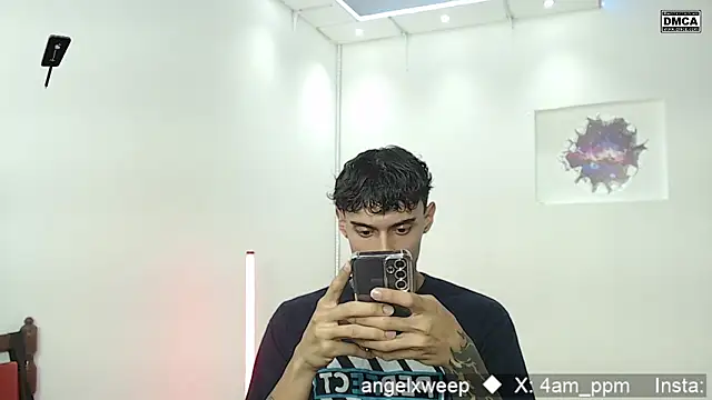 yourxcyberxangel online show from 18, 4, 2026