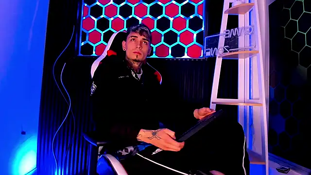 Max Hader  online show from 13, 4, 2026