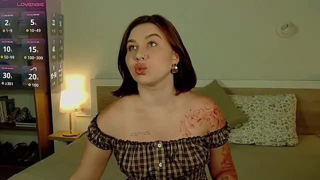 HermioneMoon online show from 14, 6, 2026