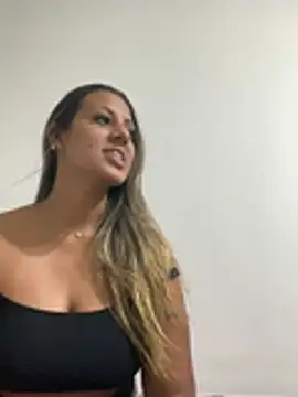 kifanyy online show from 5, 4, 2026