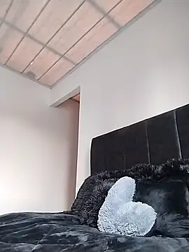 Aviigail online show from 21, 4, 2026