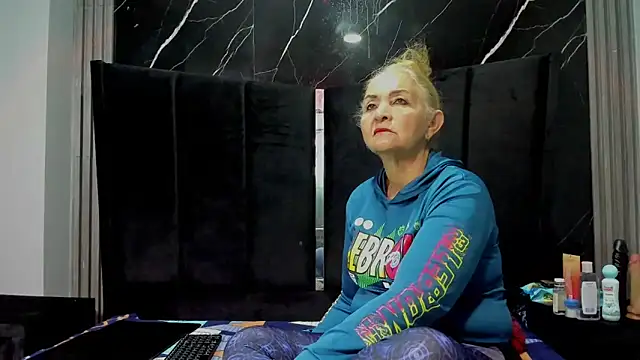 queenstarhy online show from 14, 3, 2026