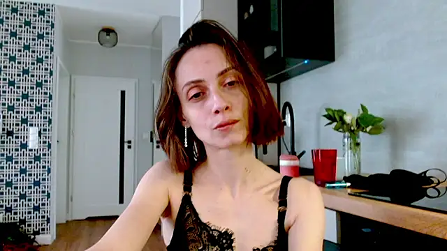 misssweet online show from 27, 5, 2026