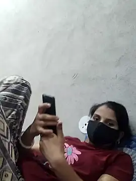 lovelypooja93 online show from 28, 6, 2026