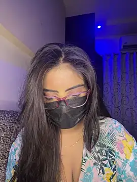 nikki catz online show from 5, 4, 2026