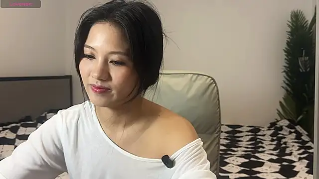 Snapshot of onlylookatu chatting on 27, 3, 2026 onlylookatu online show from 27, 3, 2026