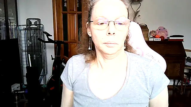 Helly nana online show from 19, 3, 2026