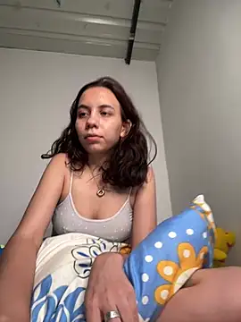Nicole Cute04 online show from 4, 6, 2026