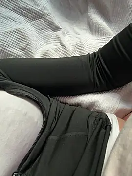 lena-smile683 online show from 14, 4, 2026