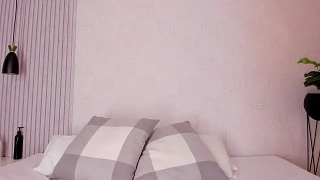 ManuelaMontes  online show from 25, 3, 2026