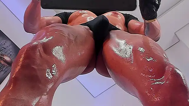 Angelo Varek online show from 5, 3, 2026