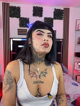 Snapshot of LauriInk1 chatting on 22, 3, 2026 LauriInk1 online show from 22, 3, 2026