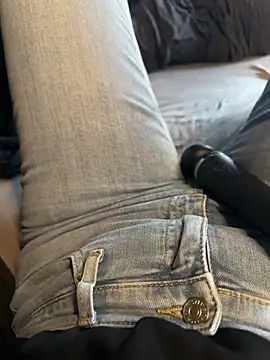 aleexii s online show from 13, 4, 2026