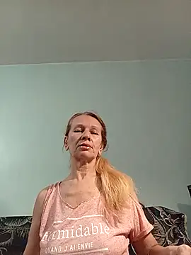 ViktoriaSexi1 online show from 17, 3, 2026