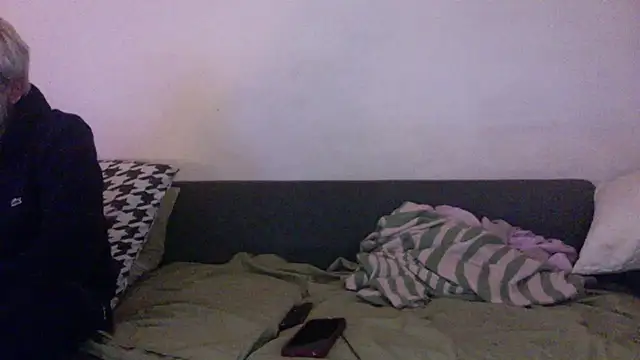 chiara-mario online show from 18, 4, 2026