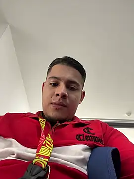 OliverTabordaa online show from 9, 4, 2026