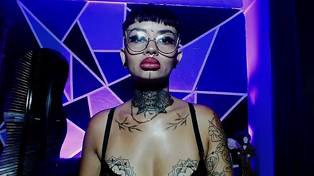 Snapshot of Sol_Baker chatting on 3, 4, 2026 Sol Baker online show from 3, 4, 2026