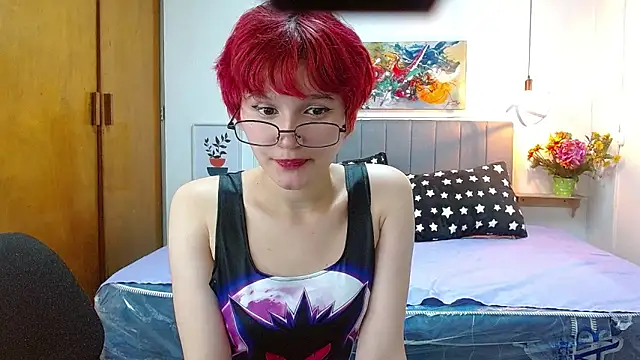 sirennmoonnn  online show from 4, 3, 2026