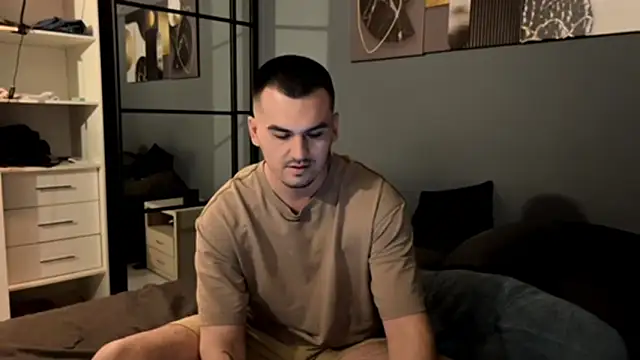 Snapshot of AlexRay22 chatting on 12, 3, 2026 AlexRay22 online show from 12, 3, 2026