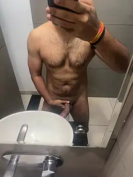 Vibrator2509 online show from 19, 3, 2026