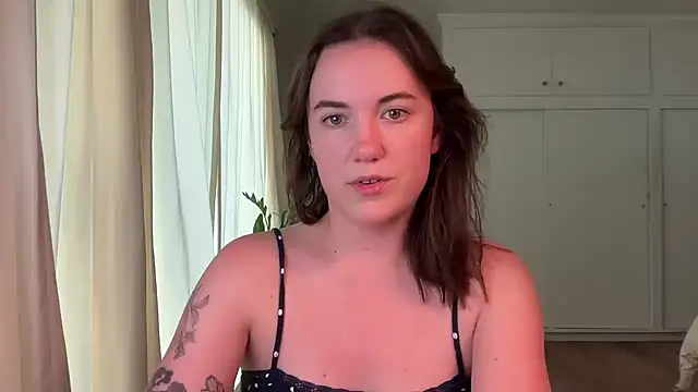 summerxo online show from 16, 4, 2026