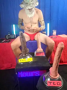 Snapshot of FantasyMan-BiWM chatting on 12, 4, 2026 FantasyMan-BiWM online show from 12, 4, 2026