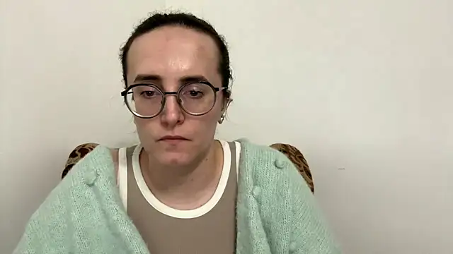 SofiaTease online show from 12, 4, 2026