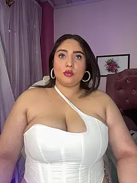 Snapshot of Selenee23 chatting on 10, 7, 2026 Selenee23 online show from 10, 7, 2026