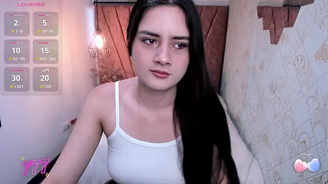 Zoe  Taylor   online show from 18, 5, 2026