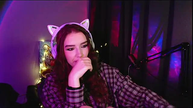Celia Sensual  online show from 28, 5, 2026